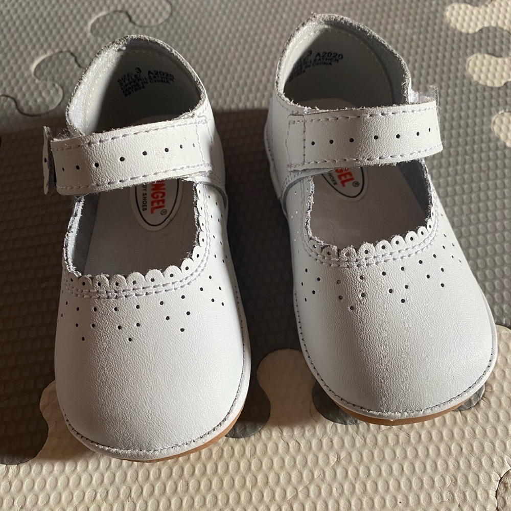 L’amour angels baby shoe size 3
